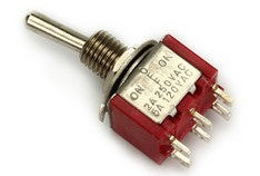 TOGGLE SWITCH DPDT 6PIN on-off-on 5A120Vac/2A250Vac